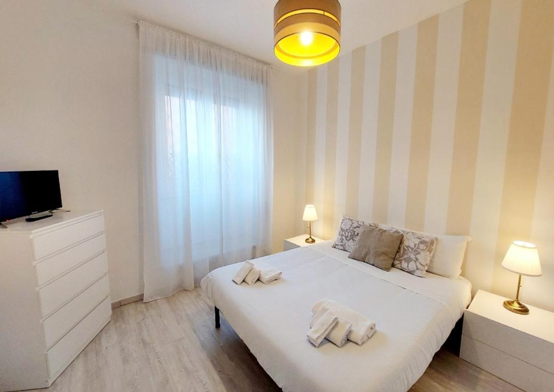 Bbhome Stylish Gold Apartment Near Trastevere Station Róma Kültér fotó